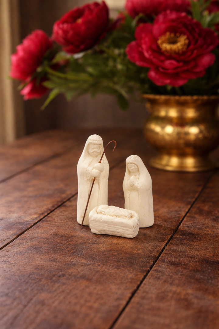 Nativity Box 3 Piece White Small *CM