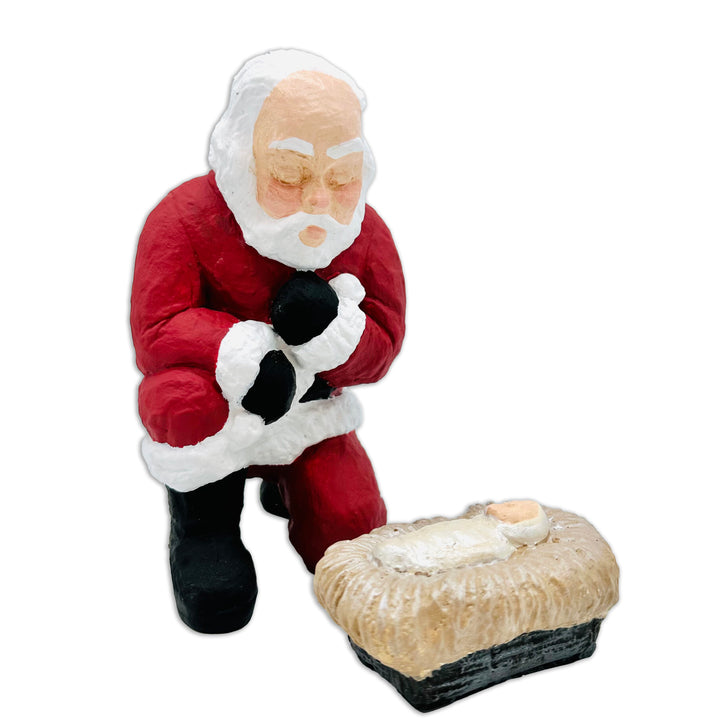 Santa kneeling Over Baby Jesus *CM