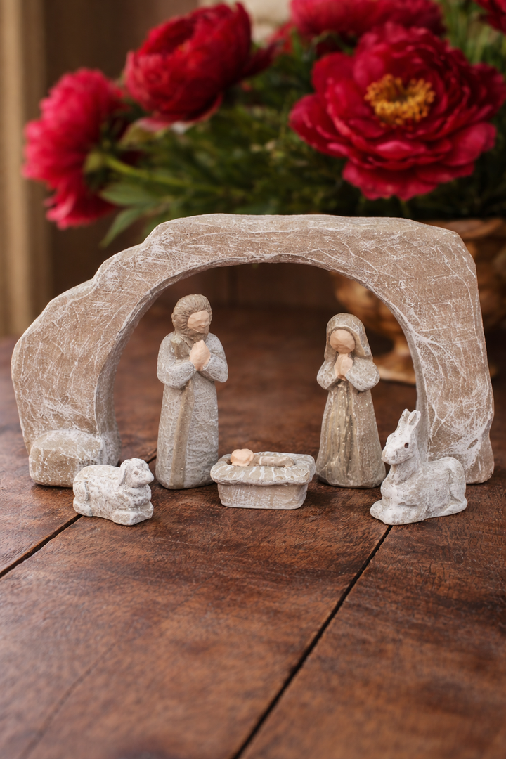 Nativity Carved Arch Driftwood *CM