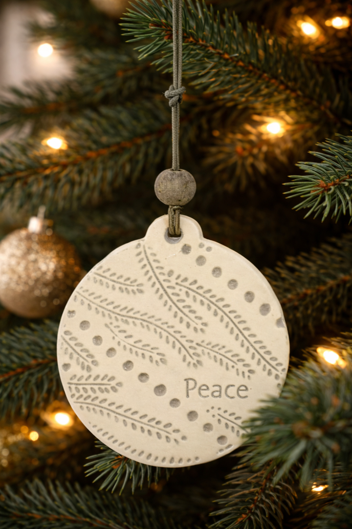 Ornament Winter Fern Gray *CM