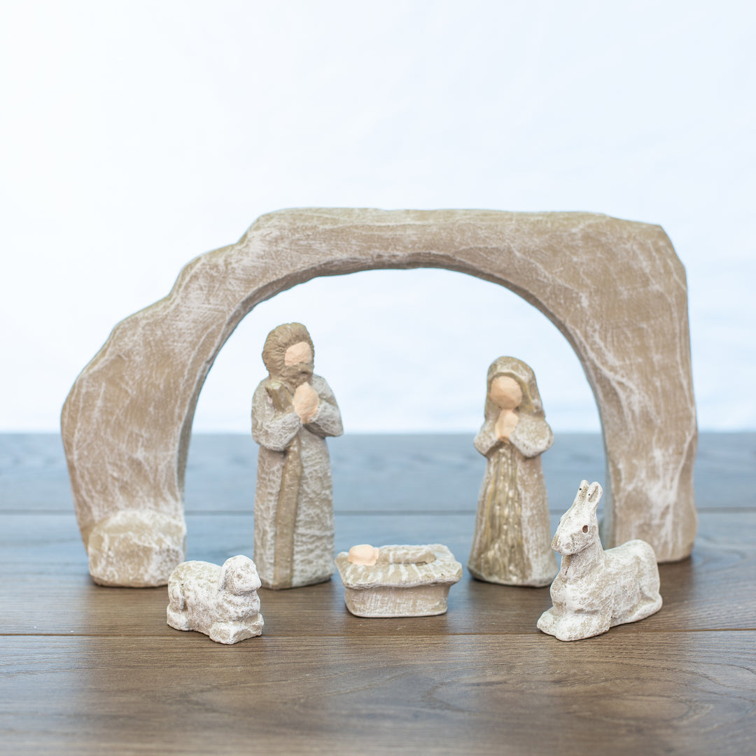 Nativity Carved Arch Driftwood